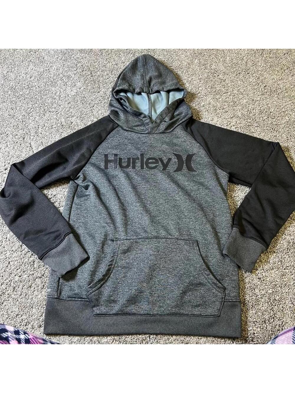 Hurley Boy's Youth Gray and Black Hoodie size M (10/12)